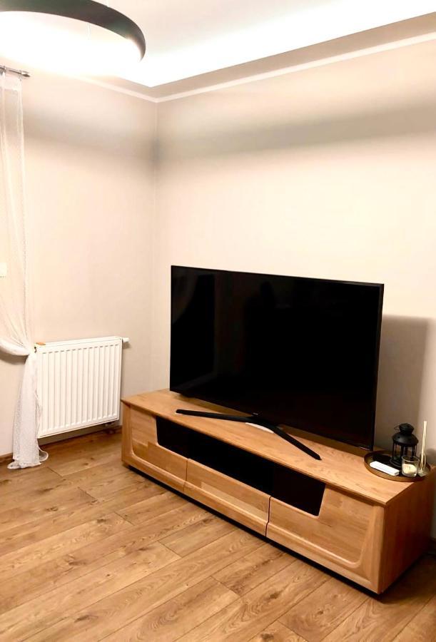 Apartament Sajowy Z Miejscem Postojowym W Garazu Podziemnym Torun Exterior photo